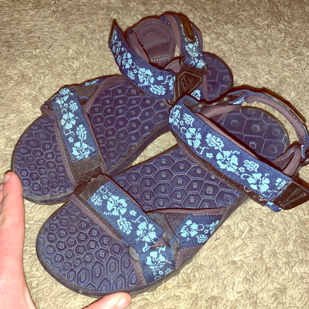 RAFTERS chaco shoes sz 8 GUC